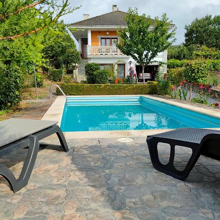 Villa Con Piscina En Panton Ribeira Sacra Galicia Ideal Para Familias Екстериор снимка