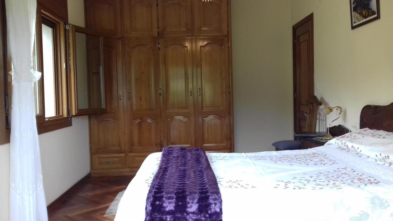 Villa Con Piscina En Panton Ribeira Sacra Galicia Ideal Para Familias Екстериор снимка
